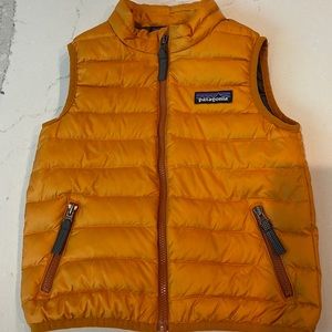 Like new orange Patagonia vest